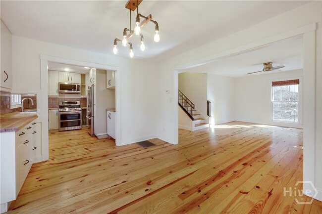 Photo - 145 Hendrix Ave