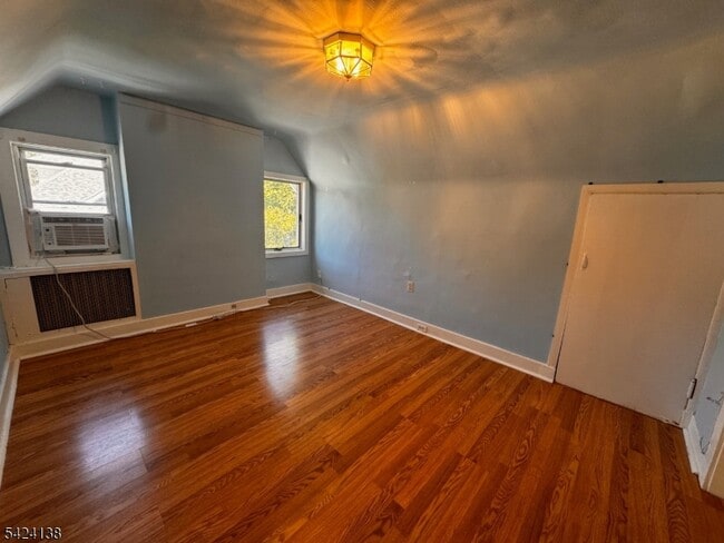 Photo - 160 Chestnut St Unit 2