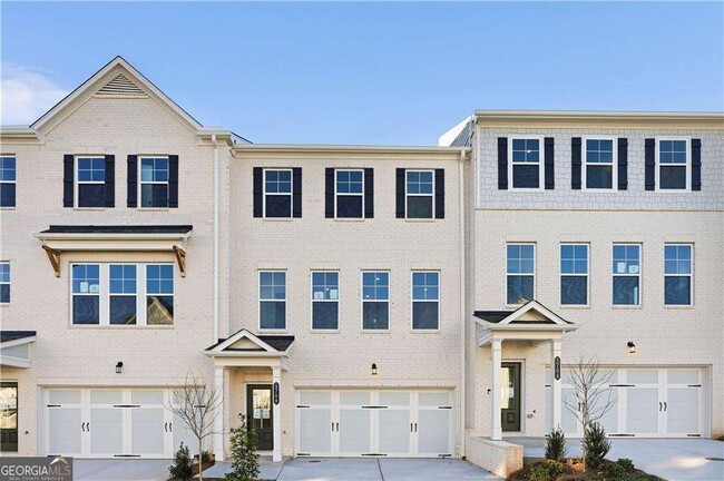 Building Photo - 5716 Plaza Dr SE