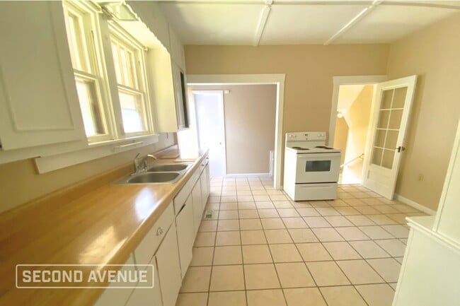 Photo - 3404 W Main St