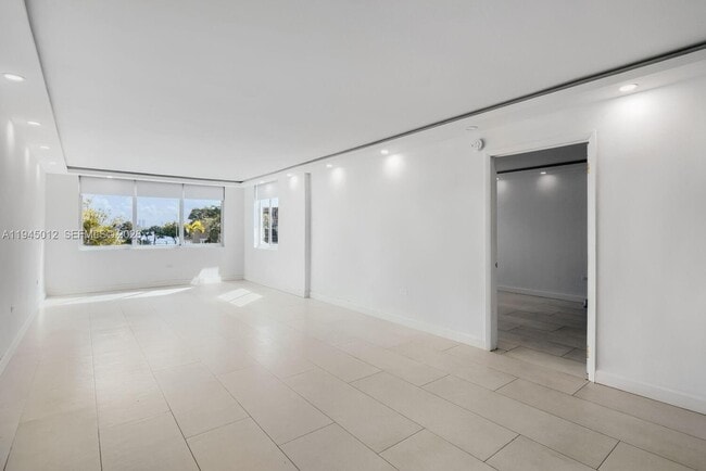 Photo - 441 NE 195th St Unit 205