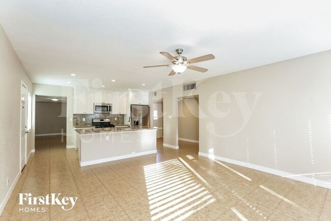 Photo - 5015 N 20th Ave