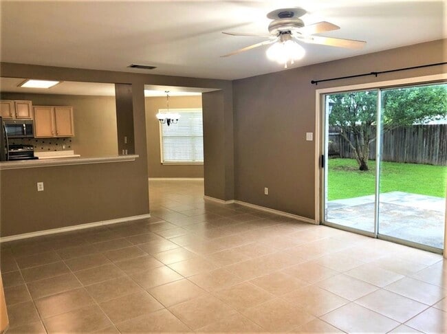 Photo - 3627 Bass Loop