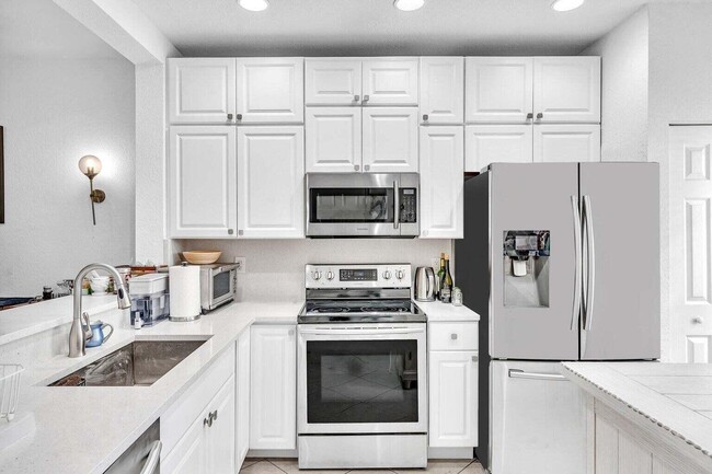 Photo - 6396 Park Lake Cir Townhome