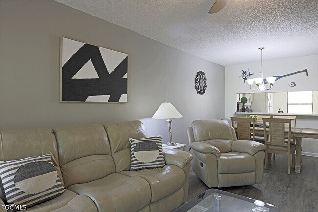 Photo - 15178 Parkside Dr Unit 103