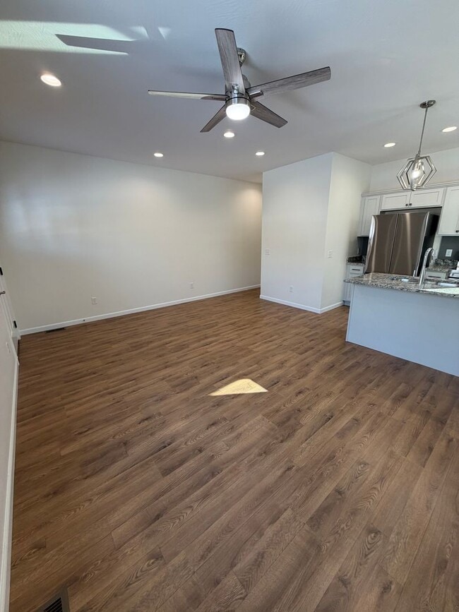 Photo - 3 Bedroom | 2 Bathroom | 1 Car Garage | Springfield MO!