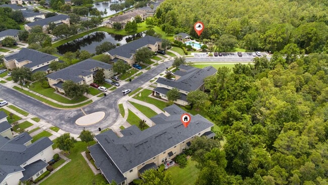 Photo - Town House 3 Bedroom and /2.5 Bathrooms. At Lee Vista area gated Community.