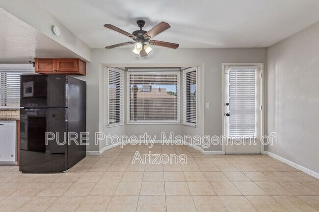 Photo - 301 E Angela Dr