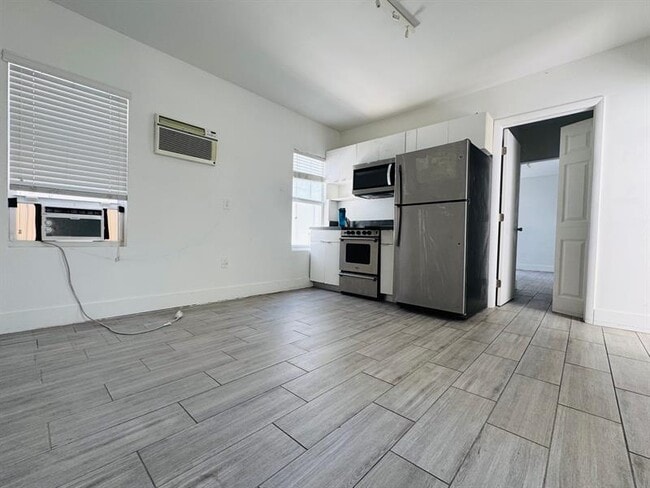 Photo - 7910 Abbott Ave Unit 3