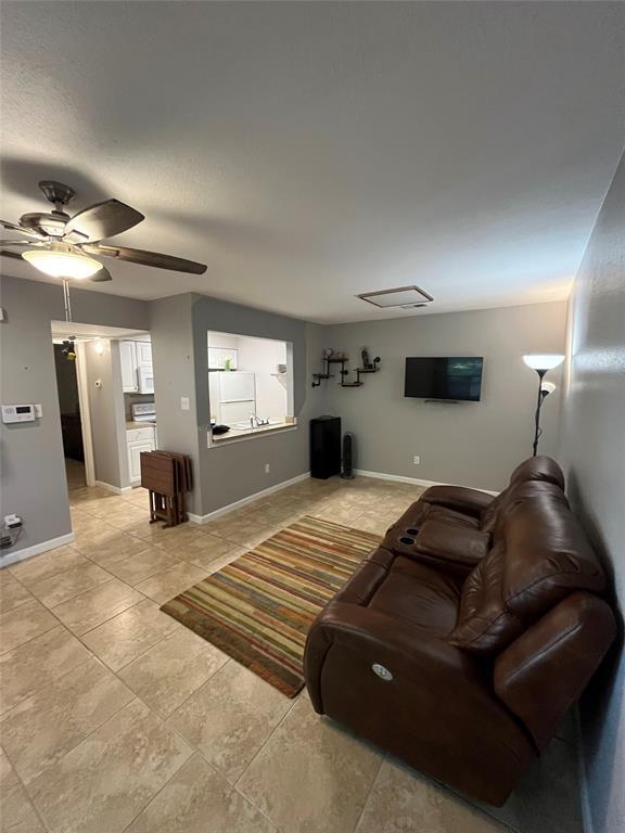 Photo - 1705 Crossing Pl Unit 131