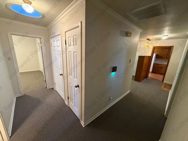 Photo - Spacious 4 Bedroom 2 Bathroom Home