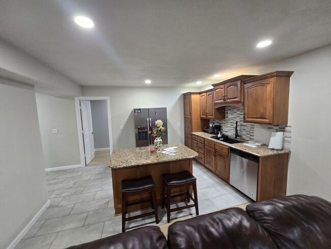 Photo - 2 Bed 2 Bath Basement Apartment