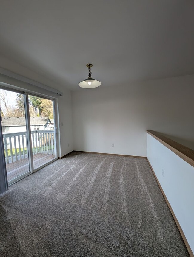 Photo - Centrally Located 3 Bedroom Triplex Unit Avail. for Rent - W/S/G paid with rent