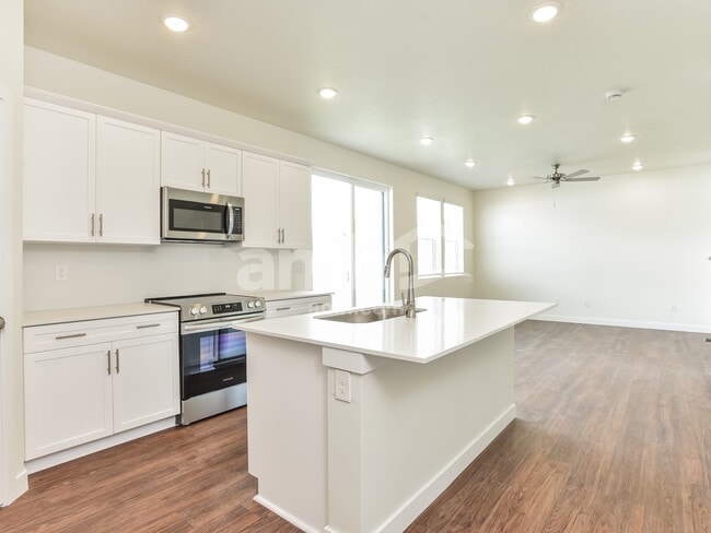 Photo - 3492 N Annabell St