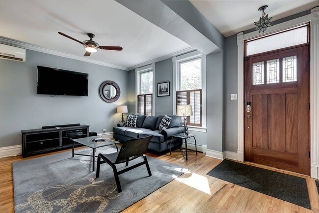 Photo - 2125 N. Winchester-