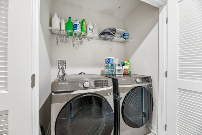 Photo - 11310 Meridian Hill Way