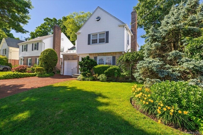 Building Photo - 108 Muirfield Rd