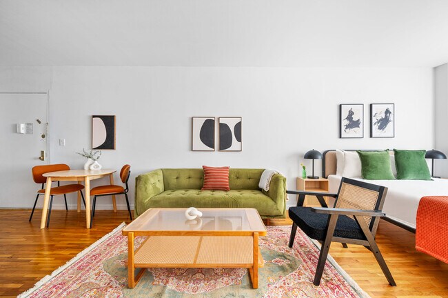 Photo - 417 E 83rd St Unidad SI ID1013677P