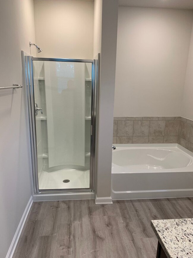 Photo - 4BR in Gonzales!