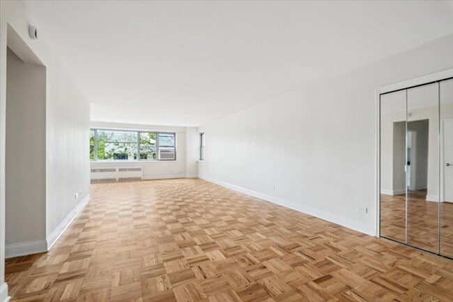 Photo - 2 Washington Square Condo Unit 0G