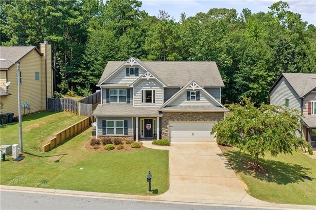 Single Family in Donahue Ridge - Single Family in Donahue Ridge House