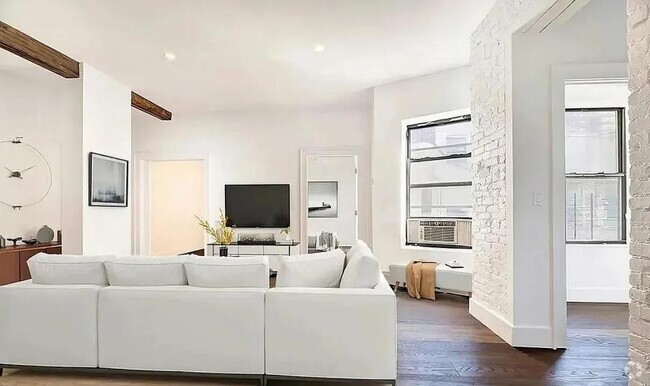 Building Photo - 4 bedroom in New York NY 10002 Unit 2D Rental