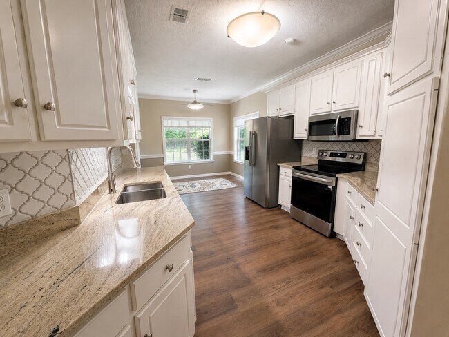 105 Sheffield Ct.