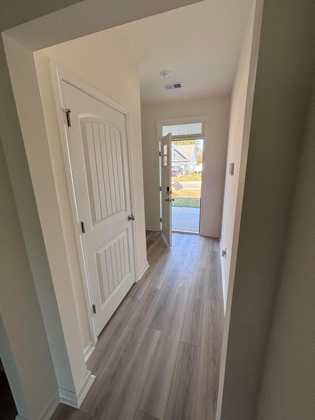 Photo - 332 Acorn St