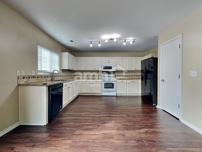 Photo - 8859 Arbor Glen Dr