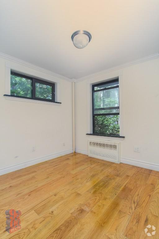 Building Photo - 233 E 29th St Unit 4N Rental