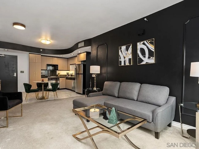 Building Photo - 550 15th St