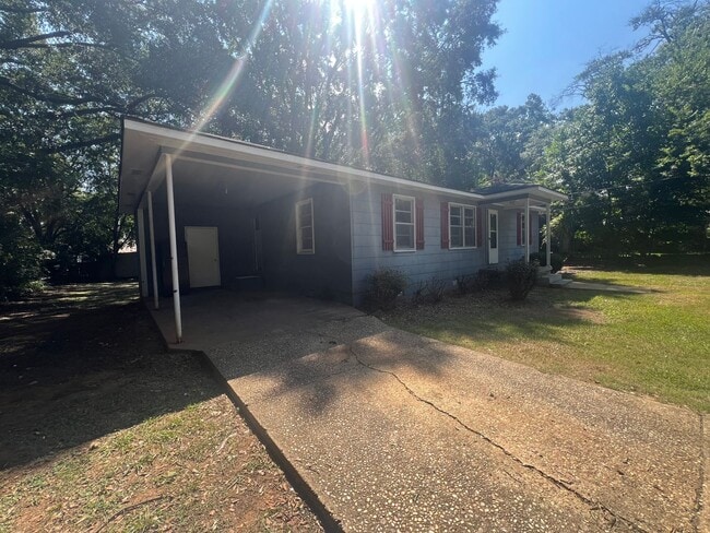 Photo - 3127 2nd Ave