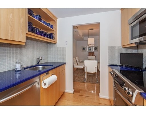 Building Photo - 130 Mount Auburn St Unit 114