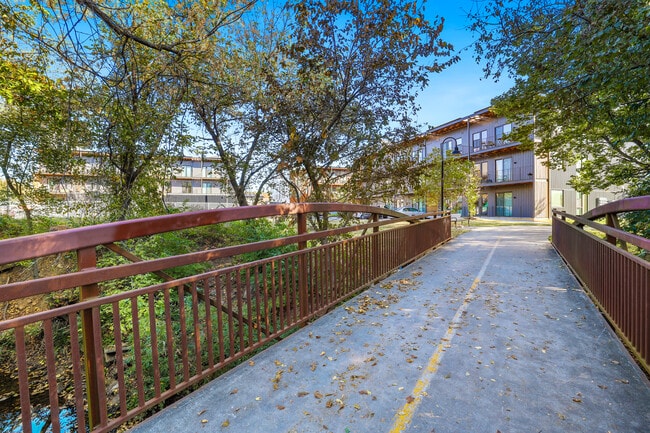 Razorback Greenway Trail Access