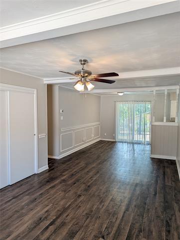Photo - 1820 Warren Ln
