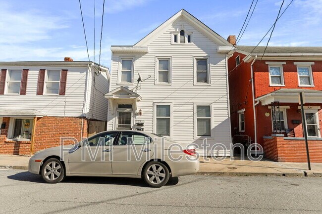 721 2nd St Unit A