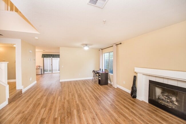 Photo - Beautiful Townhouse in the desirable Anaheim Packing District!