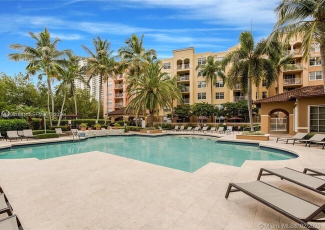 Building Photo - 19999 E Country Club Dr Unit 1401