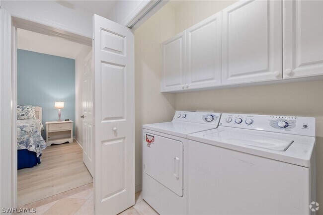 Building Photo - 12607 Fox Ridge Dr Unit 4102 Rental