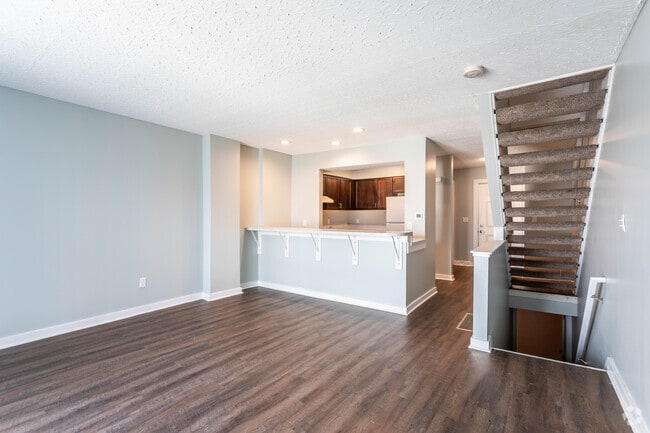 Townhome: 2 Br, 1.5 Ba - 1,571 SF