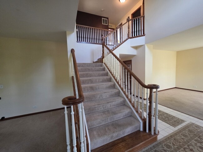 Photo - 2350 Fishhook Way