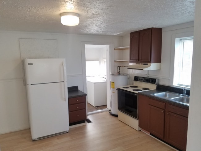 Photo - 3215 Clifton Ave