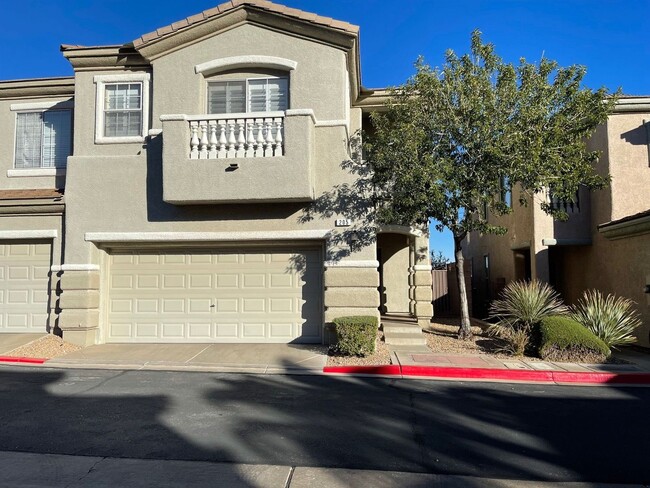 Building Photo - 205 Priority Point St