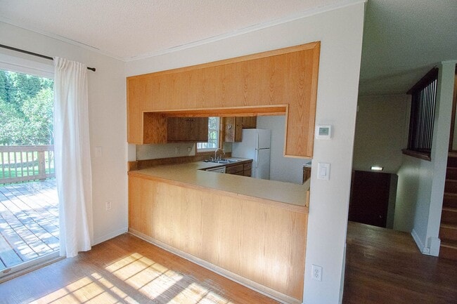 Photo - Beautiful multi-level with Gorgeous Yard and LOTS of Storage!