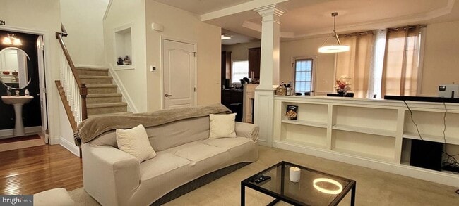 Photo - 74 Redstone Ct