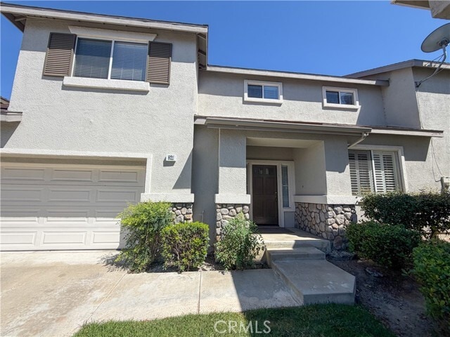 Photo - 821 N Siavohn Dr