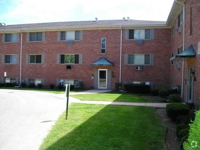 Edificio - Brockway Court Apartments