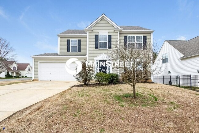 Building Photo - 3 Bedroom Pet-Friendly Home in Huntersville, NC with Main Street Renewal