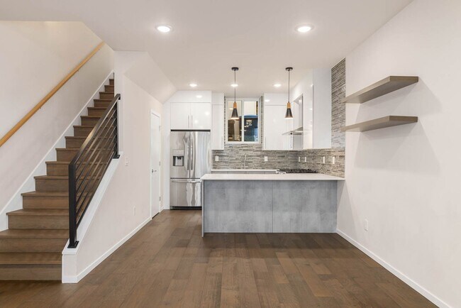 Photo - 802 29th Ave S