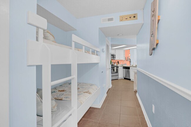 2000 New River Inlet Rd